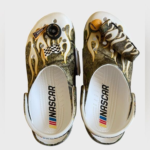 NEW Crocs Nascar Realtree Classic Clogs Size Men's 9 Women's 11 Camo Racing - Picture 2 of 13
